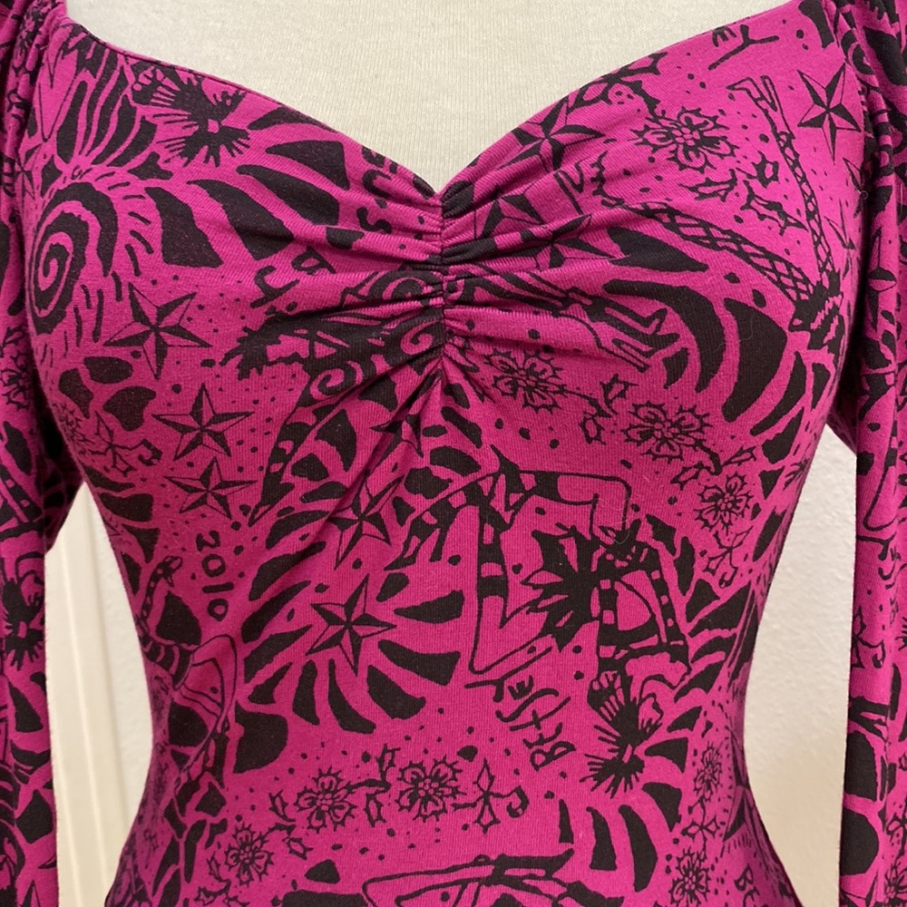 Vintage Y2K ⭐️🖤 Betsey Johnson Fuchsia Tattoo Pencil Dress, NWT, Size Small - Picture 3 of 8